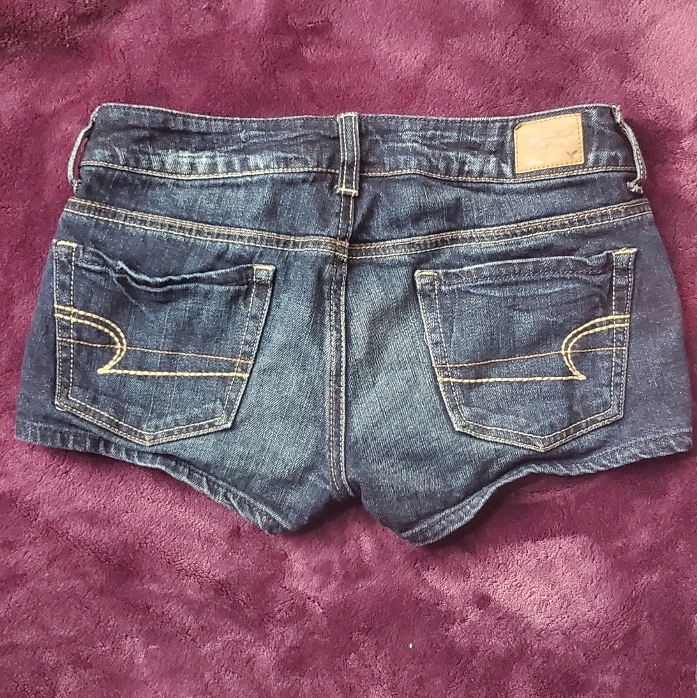 AE Shorts - Picture 2 of 2
